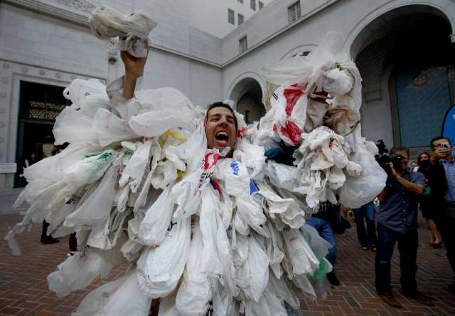 keepthebagaway's tweet photo. Wow, thats a big monster. Remember to vote Yes on SB-270! #keepthebagaway #plasticbagban https://t.co/9W4lQyEsE8