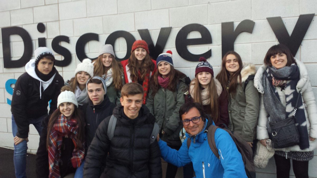 PaidosDenia's tweet image. Primer día encuentro  #SmartMaths  @sepiegob  Thanks @DiscoverySchNCL for the warm welcome. We&apos;re enjoying a lot!!