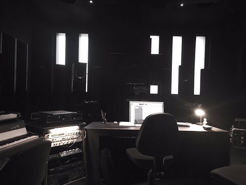 slide_night's tweet photo. Mastering of our debut EP is complete. Sounded pretty amazing in this room! https://t.co/UMMGQUv9wU