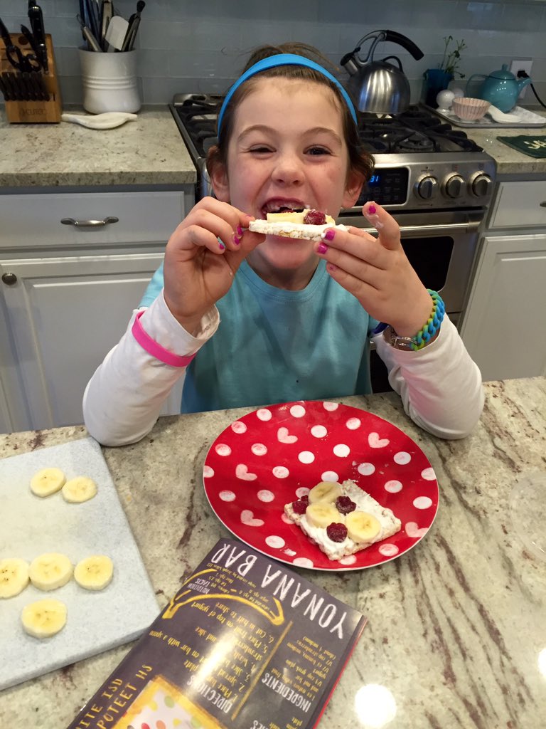 christinekless's tweet photo. Healthy snacks! #21DayChallenge
#LeoSnacks
#AllenSnacks
#GoAllenBeatProsper https://t.co/amcGxpnCGw