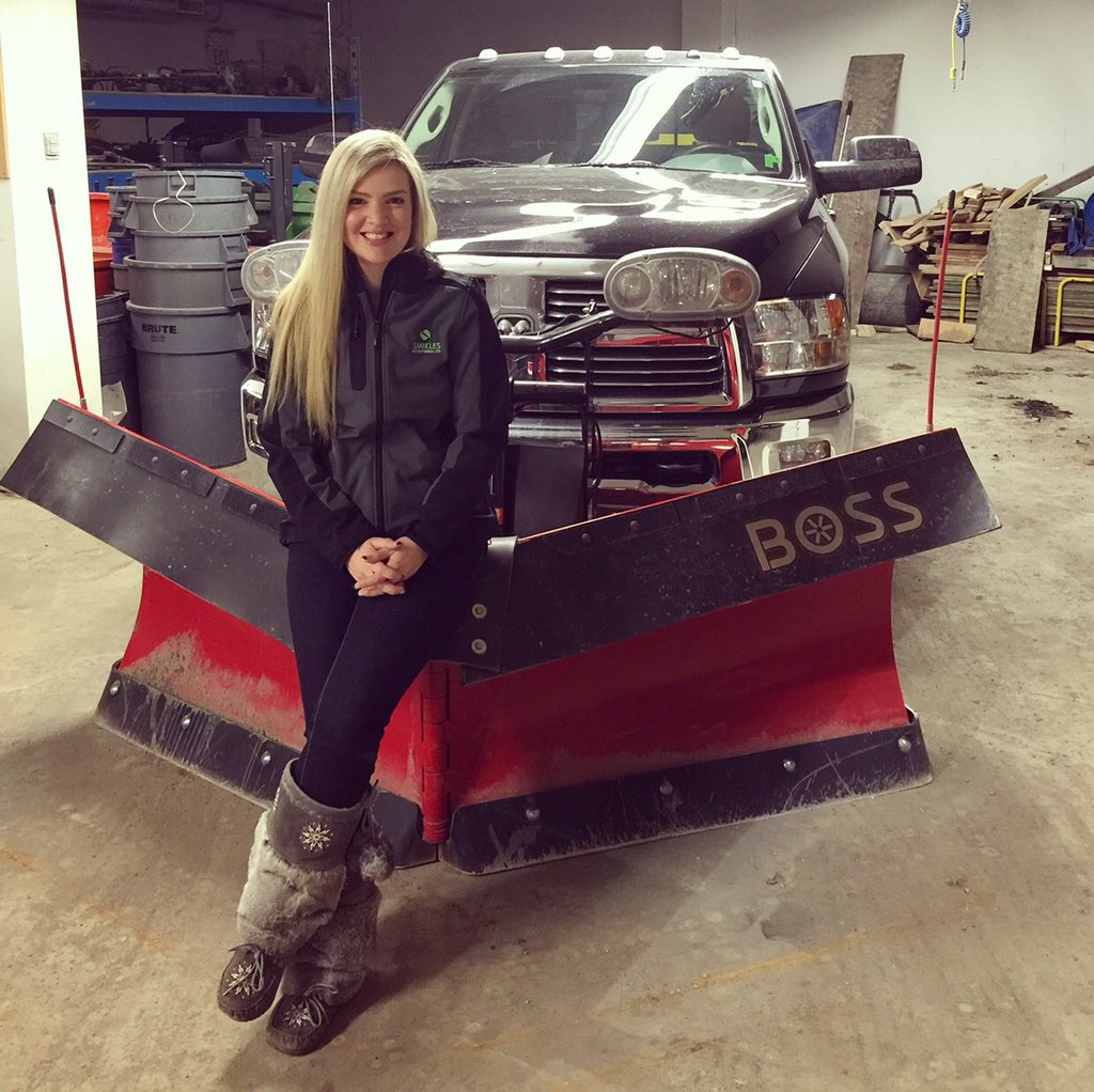 Hillary Proctor tweet media