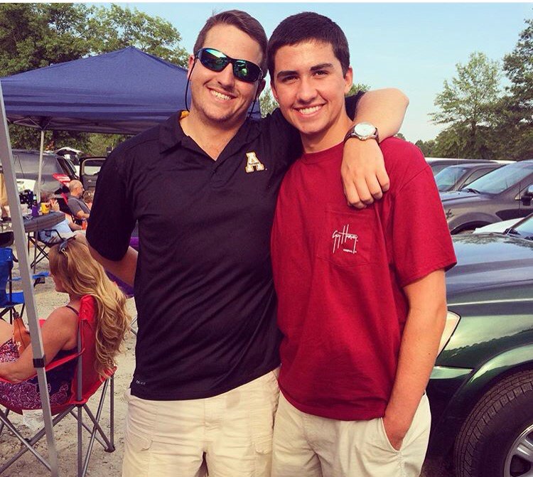 swkelly17's tweet photo. Happy birthday to the man himself @Brendan_Kelly12! #20 #onemoreyear https://t.co/QBGTBBOow7