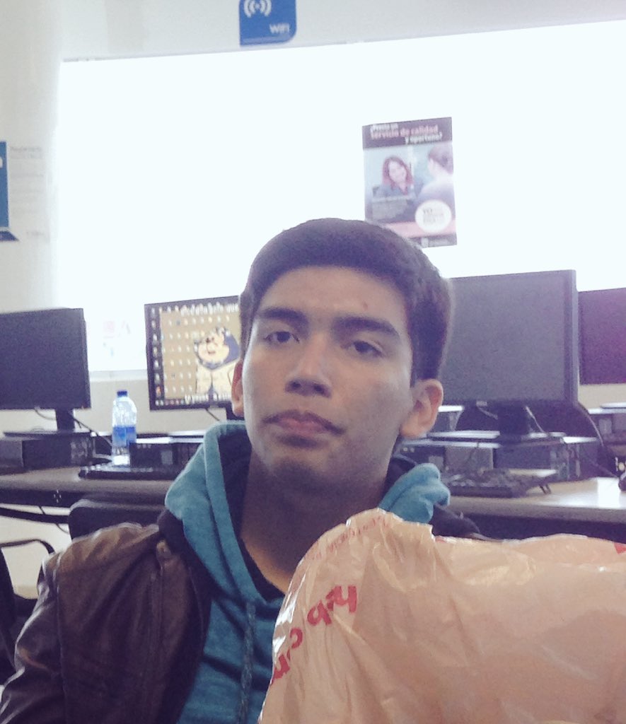 omgrobots_rt's tweet image. RT Cipher5874: When you don&apos;t get what the team is talkin about. 🤔🤔🤔 #FRCproblems #omgrobots