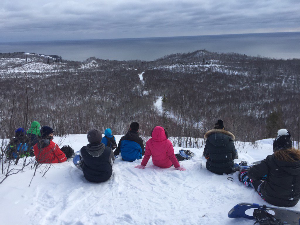 WEMSWolfRidge's tweet photo. Superior Snowshoe@WEMSWolfRidge #group2c https://t.co/5mYJER2Bn6