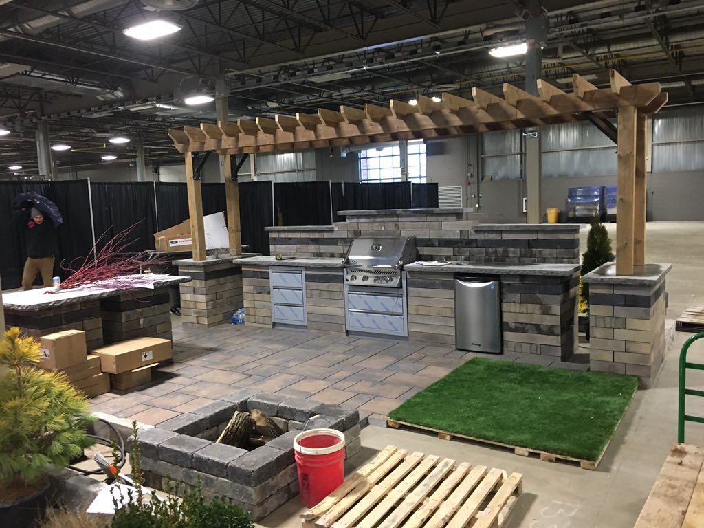 TLC_Landscaping's tweet photo. Booth is starting to come together #ldnont #lshs16 @londonhomeshow #livingoutside @UnilockLife #landscape https://t.co/jOhha0iGfw