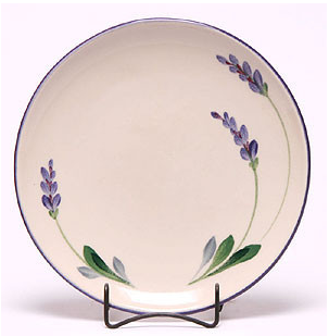 These elegant #handfired #ceramic tableware plates are understated with a modern touch. ow.ly/XyRHp
