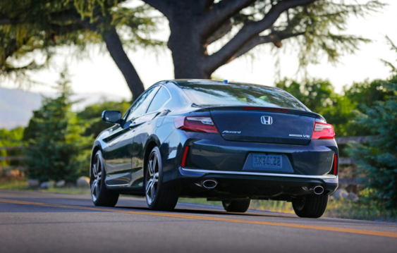 cf_honda's tweet photo. Smooth roads mean greener pastures. Drive the #Honda #Accord: https://t.co/aQ4TDbNPhy https://t.co/RoSMO1mTCQ