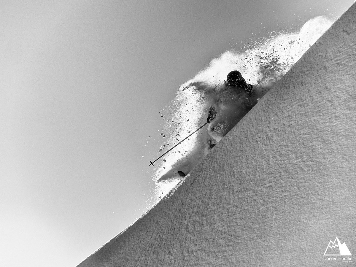 dhamsee's tweet photo. Shooting with Markus Fredlander in Åre #älskaåre #årelive #skiing #rx100iv https://t.co/kL2hTEVHmU