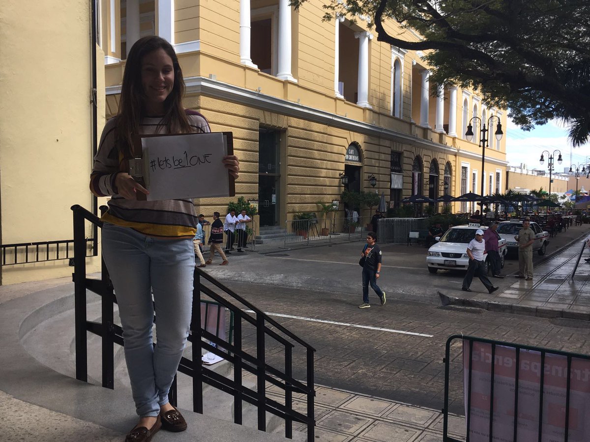 BDesireeC's tweet photo. @unmillonxmexico #NodoMID   #LetsBe1One. https://t.co/zBgIbNnLwJ