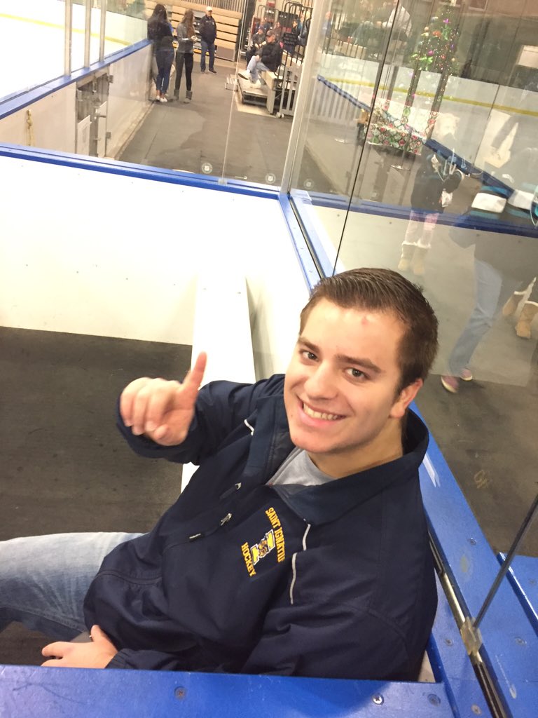 cam_gerard's tweet photo. Happy bday mr. Chisel #chisler #testbuddy #liney @Zack__Kisel16 https://t.co/mHqzbUrswE