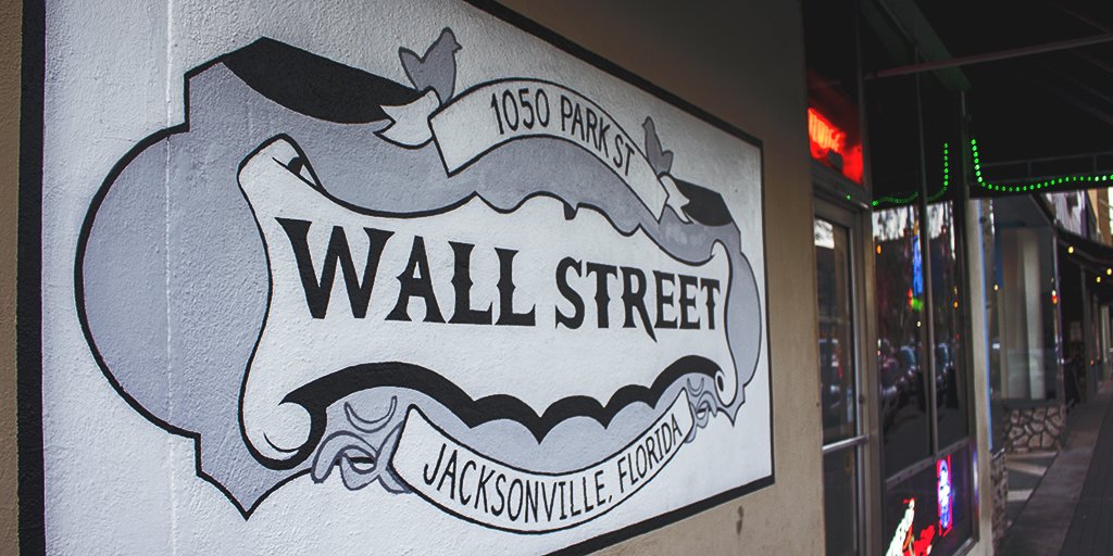 TheBeerDept's tweet photo. We know of a Wall Street that isn't full of crappy bankers. #jacksonville #thebeerdepartment https://t.co/5mEsklqZ2P