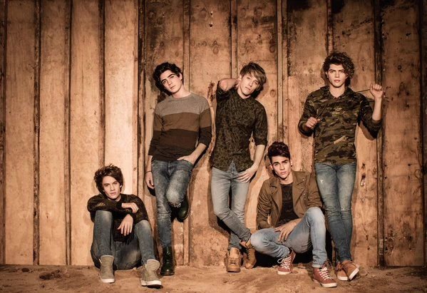Coders_Boys's tweet photo. Como pasa el tiempo 😩😭 https://t.co/eG2LVVkClv
