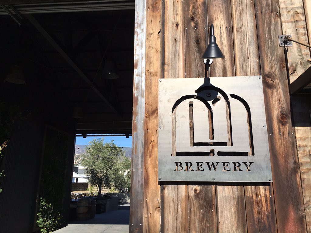 Lisa McKinnon ☮️ 🪷 tweet media