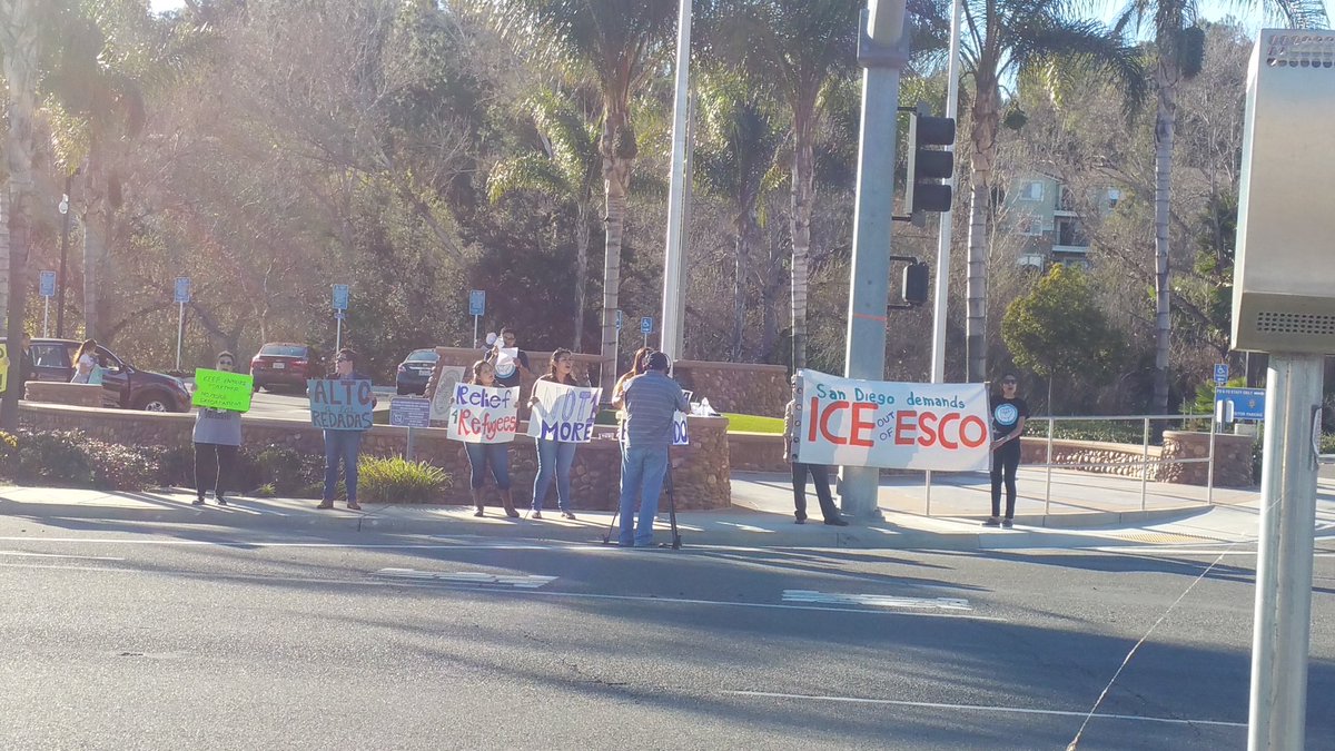 SD_DreamTeam's tweet photo. #STOPALLRAIDS #ICEoutofEscondido https://t.co/otojVM60jU