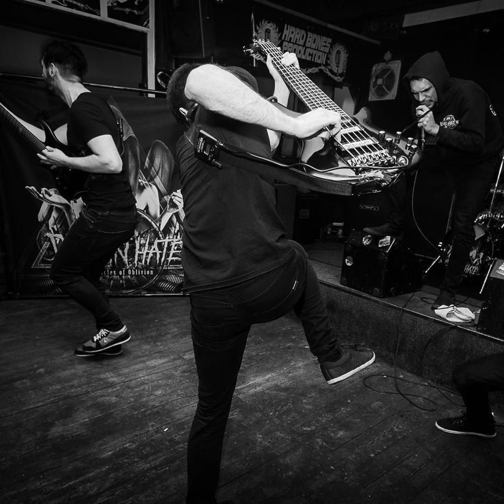 InstaPrague's tweet photo. Deep In Hate, 2015. @deepinhate
#deepinhate #live #concert #metal #envivo #concierto #conโฆ https://t.co/z5QRTkca78 https://t.co/74D2lqYXqB