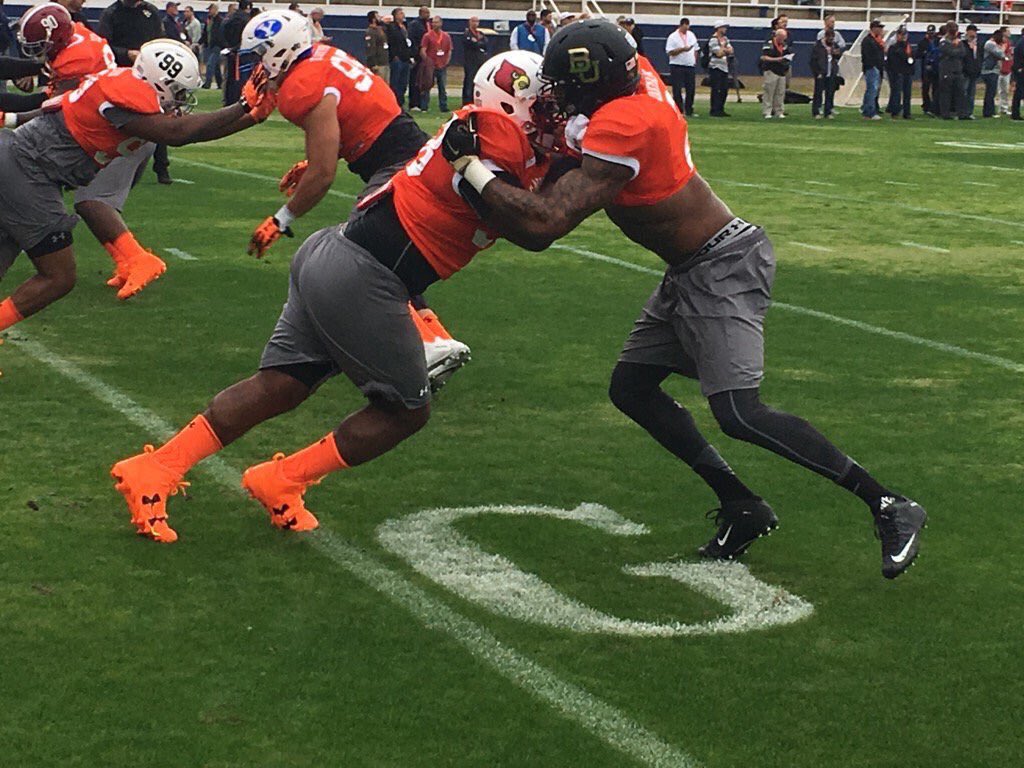 Dril McMahon on Twitter "Shawn Oakman skips leg day.. A lot. 