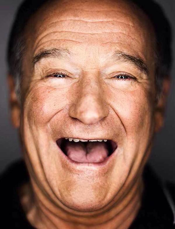 joscelynlongo's tweet image. Being happy on the outside doesn't mean you're happy on the inside 💔

Use #BellLetsTalk today to help #EndTheStigma!