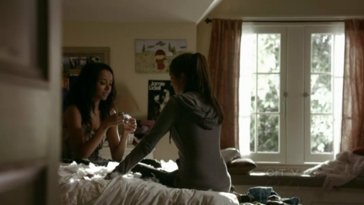 ninadobrevbr's tweet photo. #UPDATEGALLERY: Adicionamos capturas do episódio 1x08 162 Candles na galeria - https://t.co/hoCLlepoB7 https://t.co/WvgKbovOwX