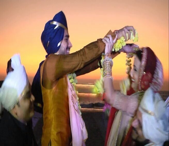 Embedded image permalink