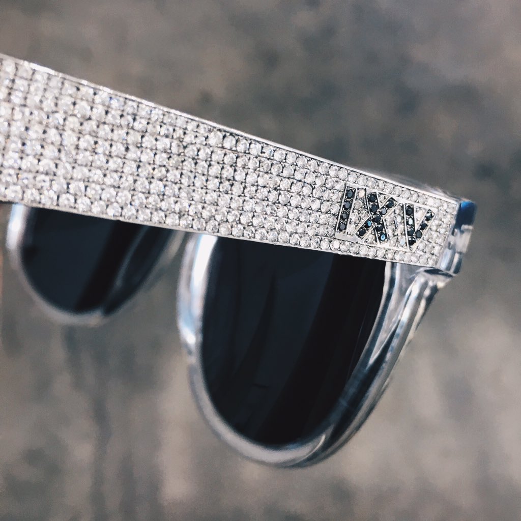 1 of 1 💎 <a href="/9fivers/">9FIVE Eyewear</a> 💎

As seen on #MostExpensivestShit w/ <a href="/2chainz/">Tity Boi (2 Chainz)</a> &amp; <a href="/diplo/">diplo</a> 😎 

#9FIVE #9FIVERS #9FIVEmelrose