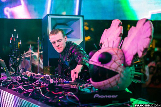 wgtc_site's tweet photo. .@Deadmau5 Teases Two New Project Entropy Cuts - https://t.co/dlPb1mqX9Y #deadmau5 #ProjectEntropy https://t.co/7z78BMrrB0