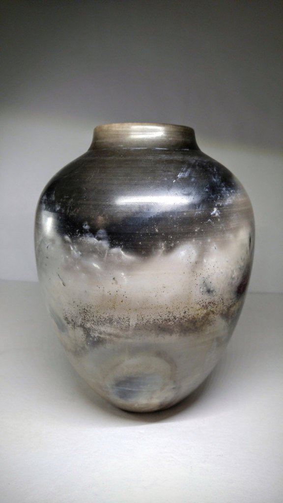 myfirkintweets's tweet photo. We have a new firkin listing ! Joel Bennett signed vase- pit fired and burnished- 9"- amaz… https://t.co/ow5G6tHMXp https://t.co/P1MoWbsKhY