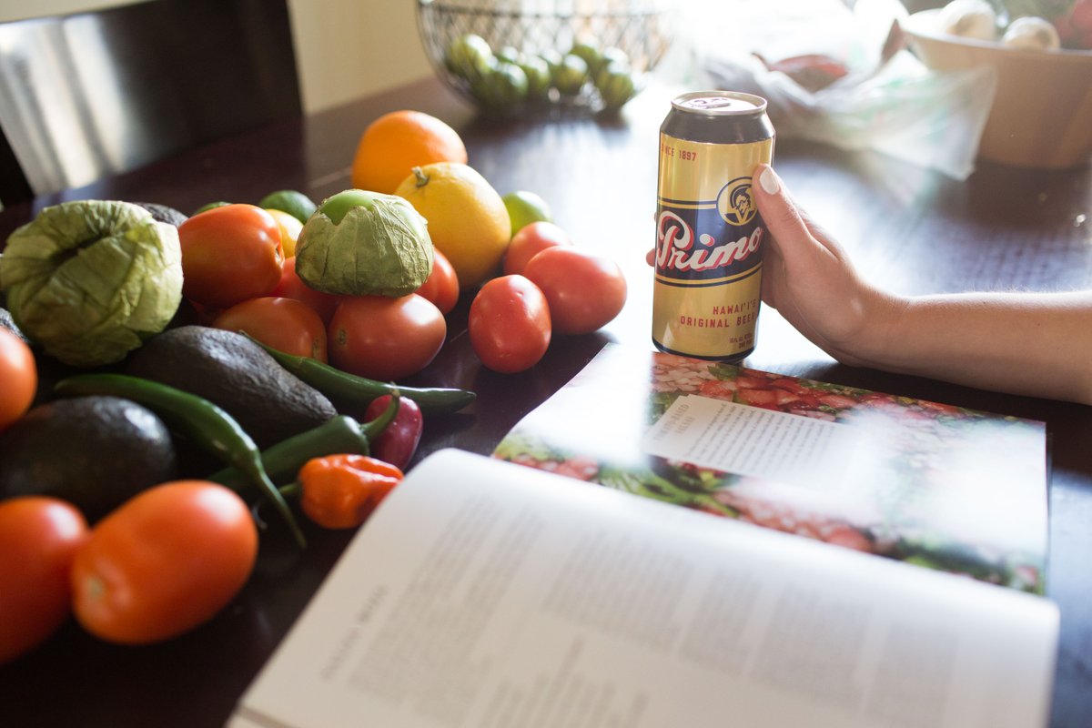 PrimoHawaii's tweet photo. Homemade happy hour #PrimoBeer #AlohaHour https://t.co/bjdaCE0XFj