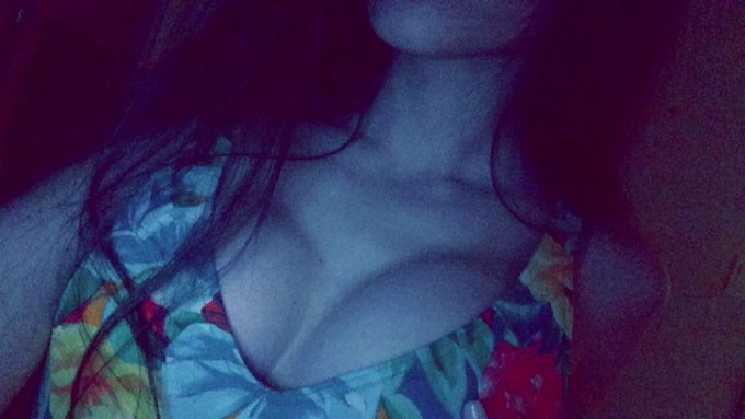 Watch tori ♡'s leaked NSFW photo on TwXstars