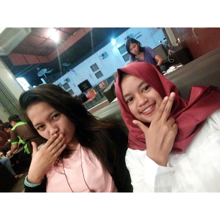 Terima kasih kunjungannya :) RT:<a href="/Putriagain/">Upot</a>: Nongsky cantik ☕🍮🍦<a href="/RobysCoffee/">Roby's Coffee & Tea</a> ”