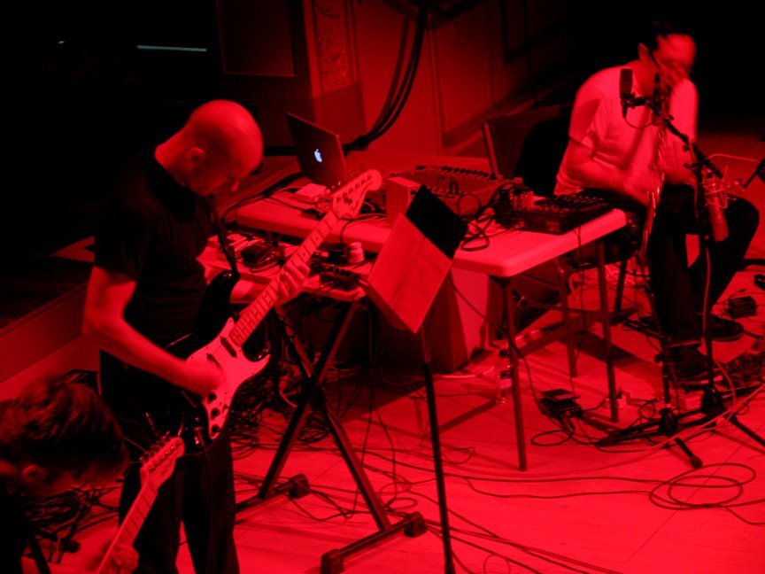 Roulette_NYC's tweet photo. Don't miss Bloodmist (Mario Diaz de Leon, Toby Driver, Jeremiah Cymerman) tonight at Roulette / 8pm! #bloodmist https://t.co/p2lssBSX9L