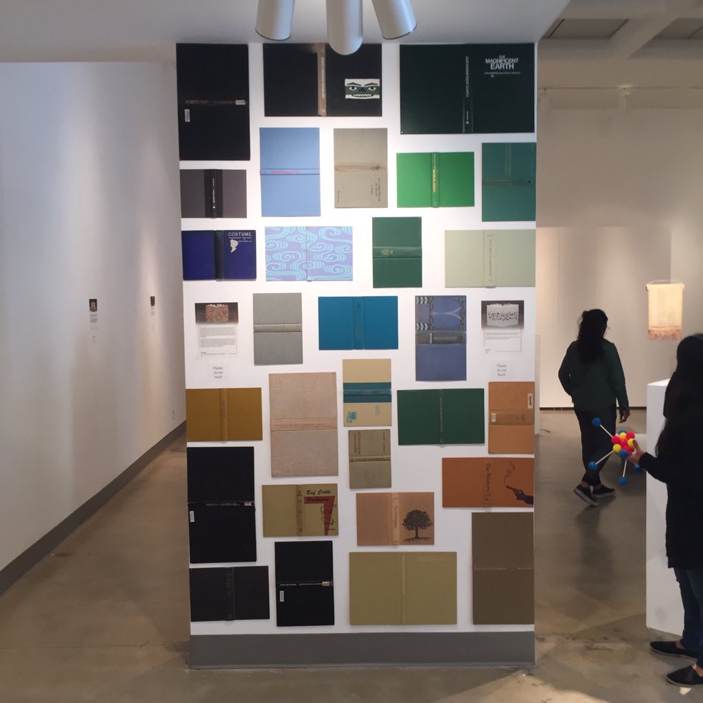 gabriielmezza's tweet photo. The🎨 self expression thru📚 was interesting particularly the structure in which we🔬 it #KelloggArtGallery #drcrls201 https://t.co/jE3759vgaa