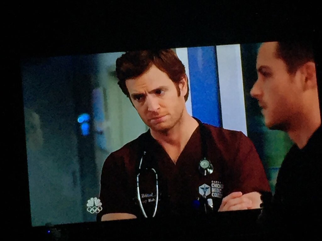 ibelieb4JustinB's tweet photo. Double the #halstead πππΌππΌ #halsteadx2 @jesseleesoffer @TheNickGehlfuss #ChicagoPD #ChicagoMed https://t.co/7yTFIZI7zq