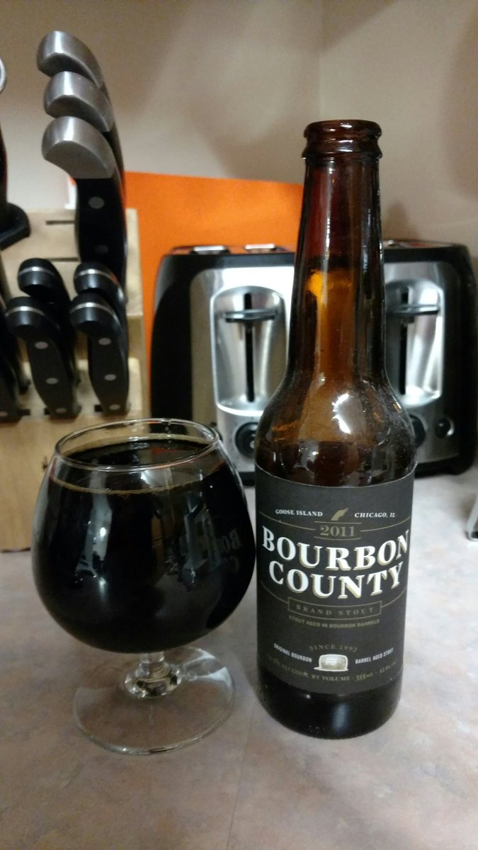 BeerApprentice's tweet image. 2011 @GooseIsland Bourbon County. #craftbeer   #beer.