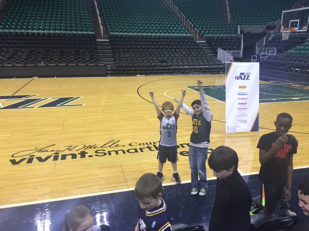 SteveCounter's tweet photo. @officialjrjazz #arena https://t.co/Z4CDuILiH7