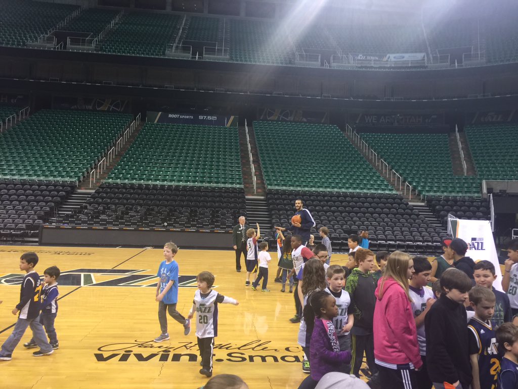 SteveCounter's tweet photo. @officialjrjazz 
#arena https://t.co/5As5dJybDA