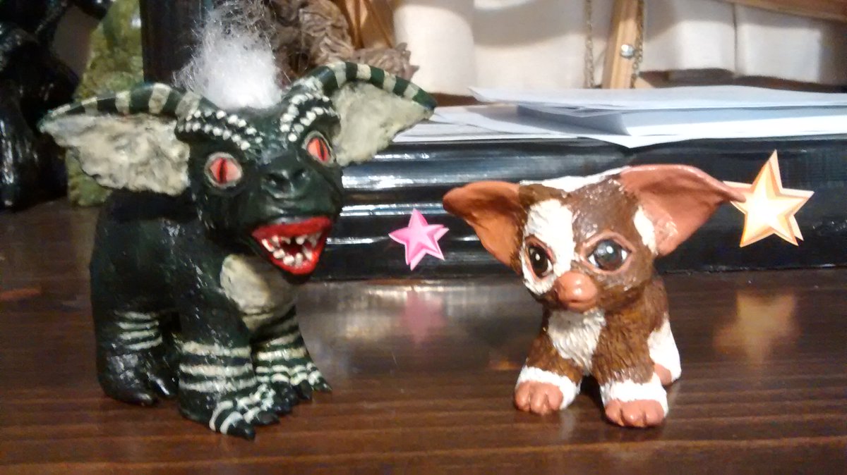 MyTwistedPonies's tweet photo. #Gizmo and Stripe #mylittlepony #gremlins https://t.co/gaXD1fkR9p
