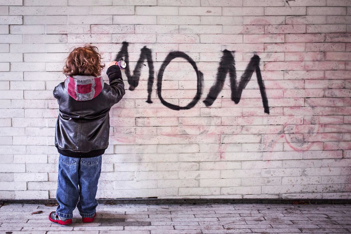 Hidden_NannyCam's tweet photo. #parents interesting article about choosing and selecting the right #nanny for the #family 
https://t.co/aDDT3lTWwX https://t.co/nwEcJ0tuYj
