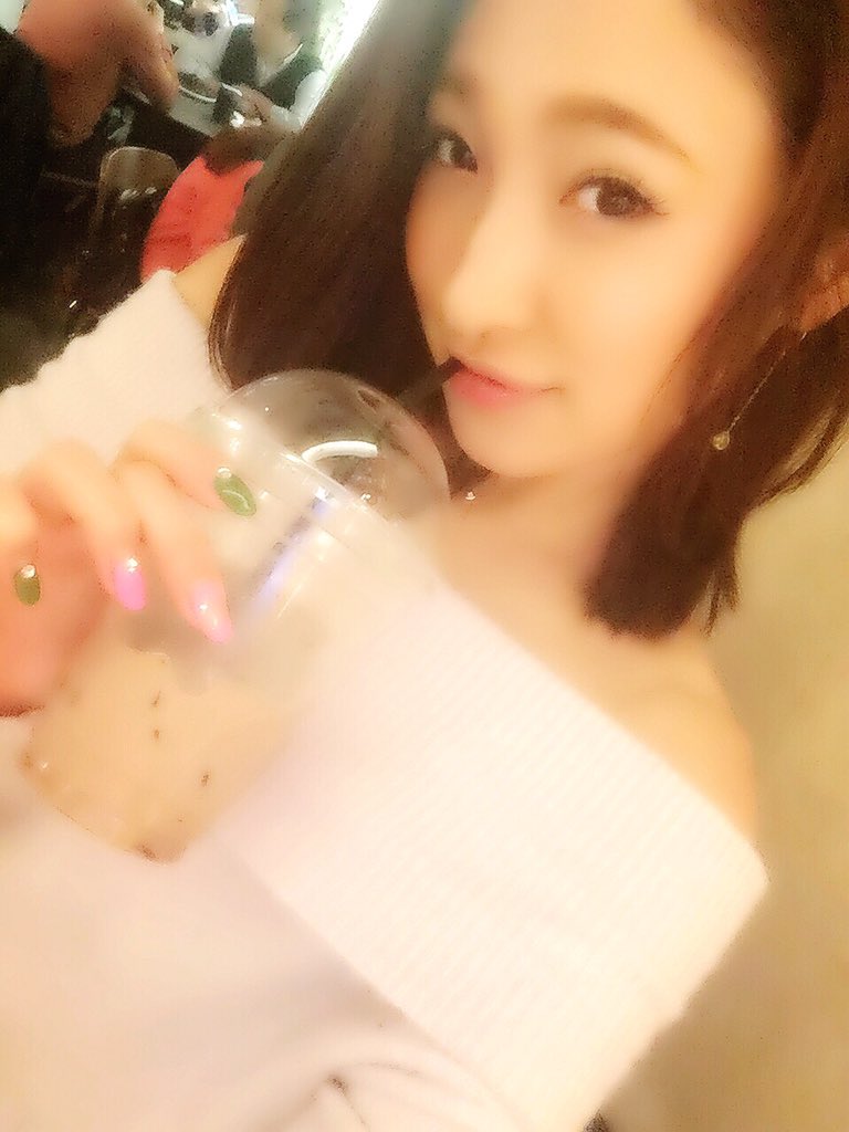 星沙織 さおりん もう今の髪型飽きたなー 前髪でもつくろうか エクステでロングにしようか パーマかけようか 悩むなーイメチェンしたい今日この頃 イメチェン ヘアスタイル 髪型 悩み T Co Zoql22nazd 星沙織 さおりん もう今の髪型飽きたなー 前髪でもつくろうか エクステでロングにしようか パーマかけようか 悩むなーイメチェンしたい今日この頃 イメチェン ヘアスタイル 髪型 悩み T Co Zoql22nazd