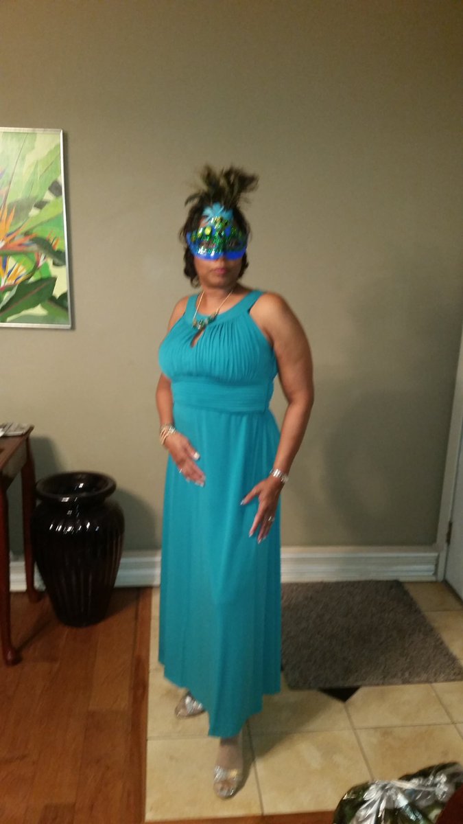 chandraRaechell's tweet image. My sister on her way to a masquerade ball!