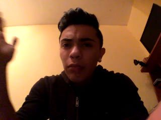 NoviadelBau's tweet photo. 🔴 VIVO @MauHCorona esta vivo en #YouNow - https://t.co/ZQjiXBr2MR https://t.co/6u6FlXZoCg
