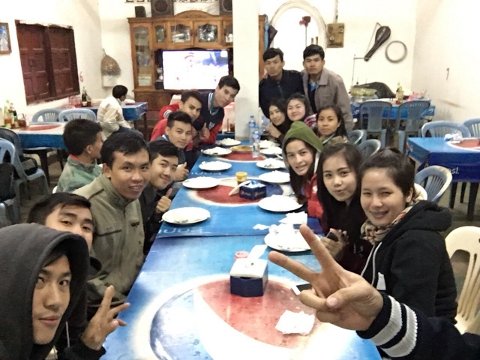 psv_mina's tweet photo. ຫນາວແບບນິ້ກິນເຂົ້າຊຸມກັນ https://t.co/ljhFU5jEye