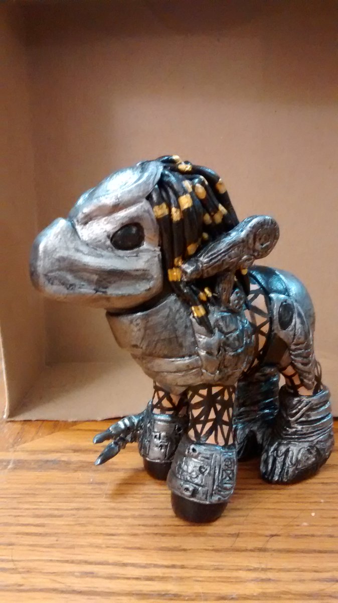 MyTwistedPonies's tweet photo. #Predator #mylittlepony https://t.co/wLQEI6Oz9W