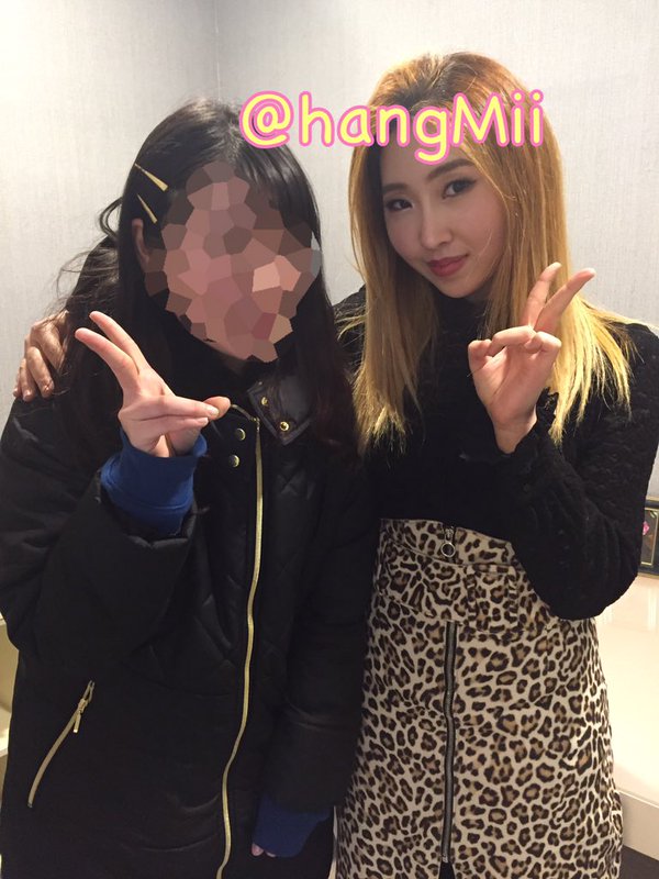 2NE1_MSIA's tweet photo. RT hangMii & λ―Όμ§β€οΈ β
#20160118 #23yearsofminzy
https://t.co/HNwZnxgAfO https://t.co/ozoe1xceo1