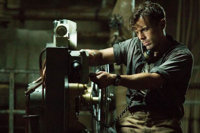 и грянул шторм фильм. чарли ханнэм мотылек. тайная жизнь 2009. и грянул шторм фильм 2016. фильм про цунами невозможное.