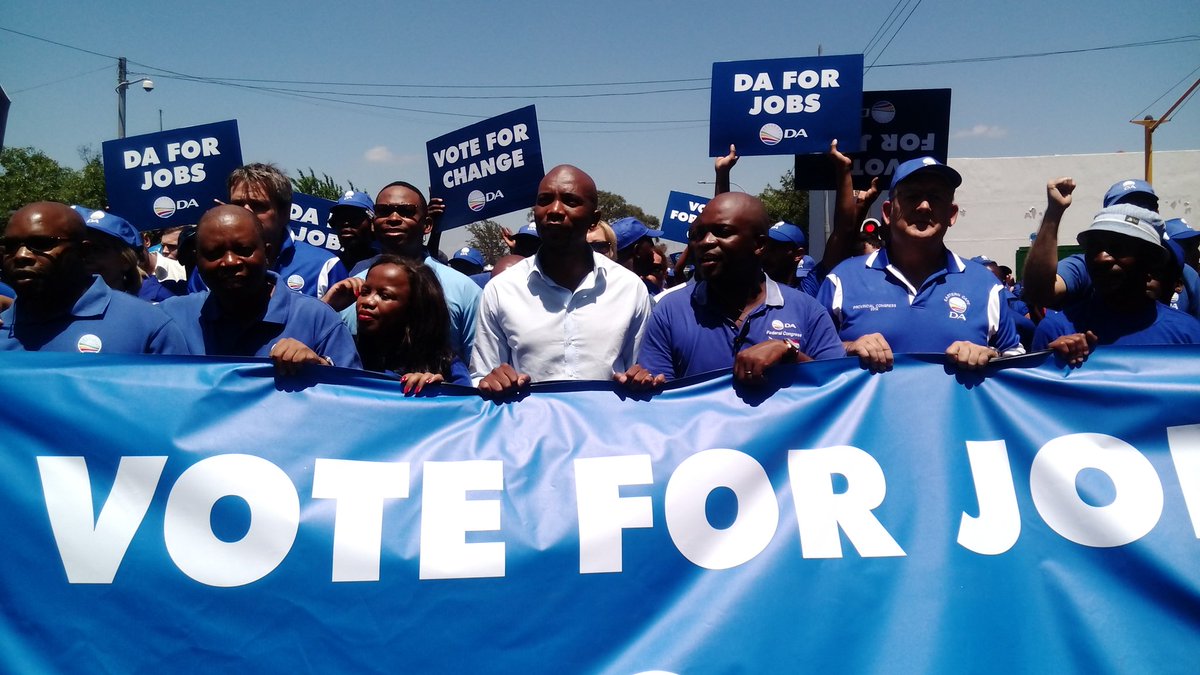 City_Press's tweet photo. RT @leosejake: #DAforJobs march gets underway with leader Mmusi Maimane in front https://t.co/jpl2GgAz2W
