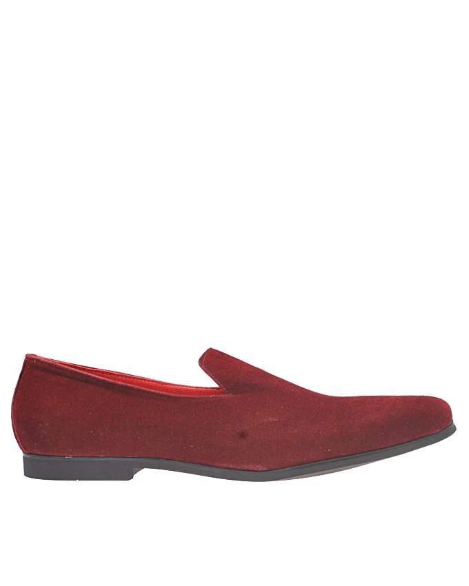 HEMOMAKIE's tweet photo. Plain-cut OXBLOOD churchill shoes! #shoes love is real love! be classy wear ONLY H&amp;O @karis4christ @thebardogbamola https://t.co/yoGc9SBO1I