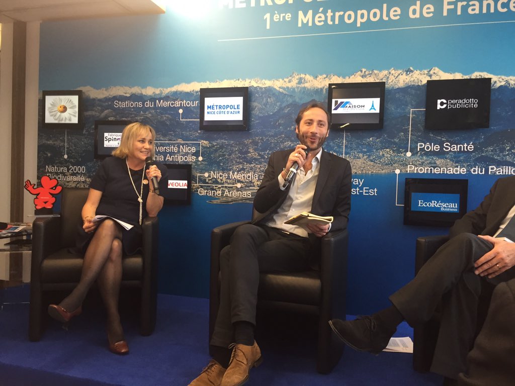 P_Optimisme's tweet photo. "Et si on mesurait le bien être et la cohésion territorial "Alexandre Jost fondateur de @FabriqueSpinoza #MatinalEco https://t.co/htxRabRF8P