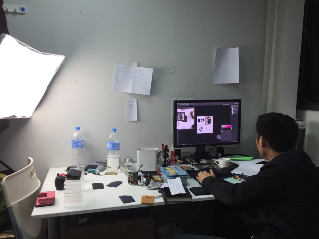 KisetsuOfficial's tweet photo. On the spot product photography!We've also just revamped our website! 
Check it out: https://t.co/i63DUssvN2 https://t.co/ew8BFWVP8G