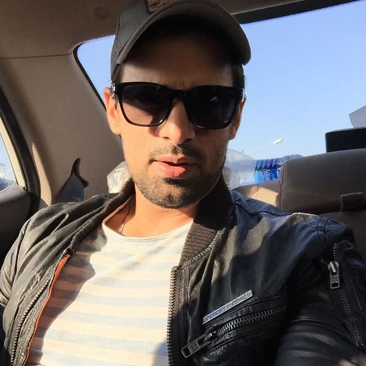 TellyTalkIndia's tweet photo. What do you have to say about this picture of @ItsMohitMalik? RT 🔁 if you love it! https://t.co/9x5ukOpPGt