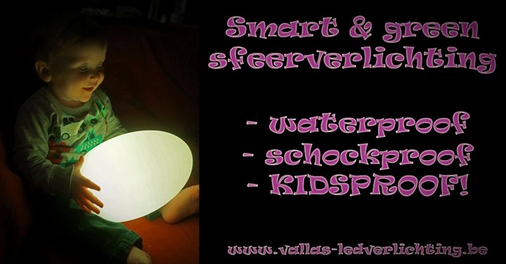 Hier is er eentje gek op de lampjes 😍 bit.ly/sfeerled #ledvooriedereen #kids #smartandgreen